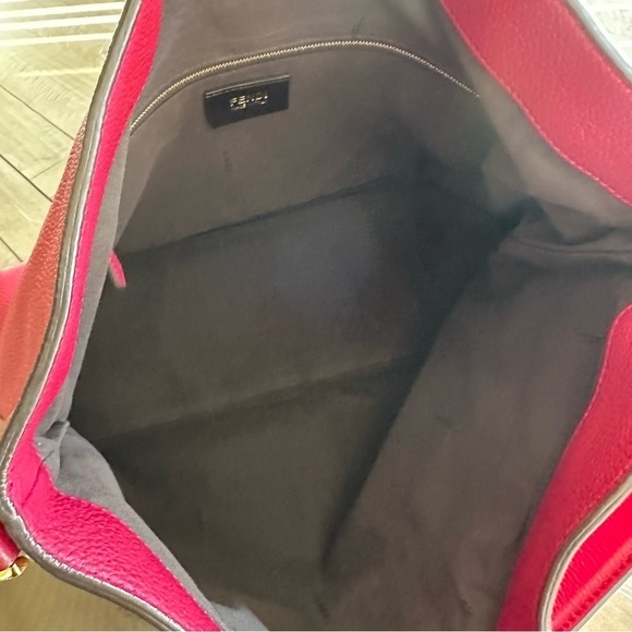 🔥BIG SALE🔥AUHENTIC FENDI Small Clasp Top Hobo Bag Amarena🔥 - Picture 4 of 16